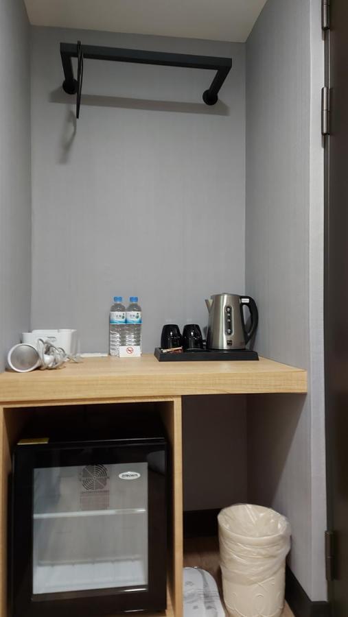 Cy Hotel Taipei Dış mekan fotoğraf